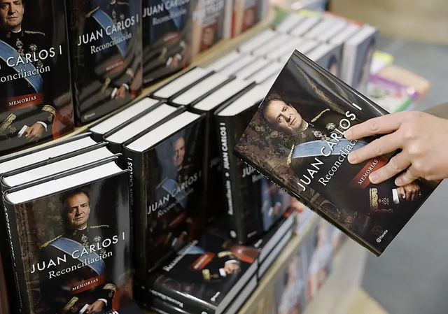 El rey emérito recibirá un premio en la Asamblea Nacional francesa por su libro de memorias