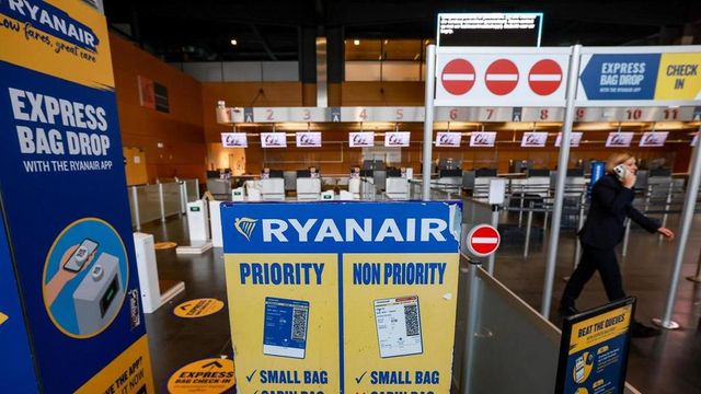 Antitrust, Ryanair rimborserà i costi extra del check in