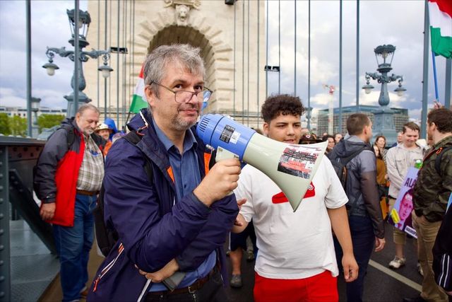 Hadházy Ákos feljelentést tett Hatvanpuszta ügyében