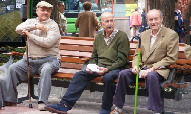 Categoria de persoane pentru care se reduce varsta de pensionare