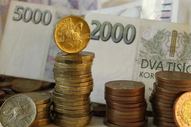 Státní rozpočet skončil v červenci schodkem 177 miliard