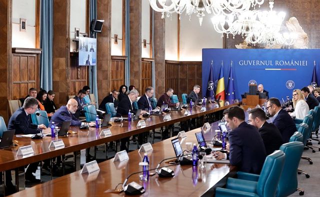 Guvernul plătește salariile restante la Damen, Liberty Galați și Romaero până de Paște