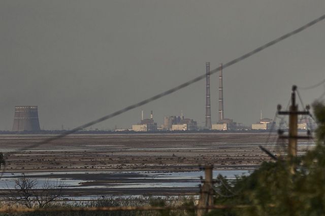 Domul reactorului 6 de la centrala nucleară Zaporojie a fost lovit, într-un atac cu dronă