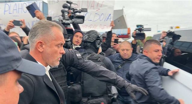 Plahotniuc rămâne în arest pentru încă 30 de zile