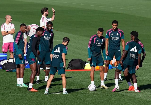 El Madrid sale del fortín para despejar dudas