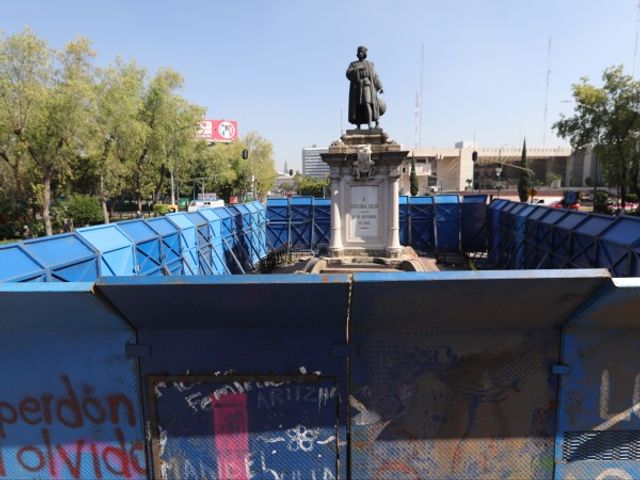 Статуя на жена от коренното население ще замени сваления Колумб в центъра на Мексико