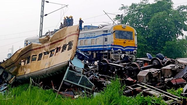 Preliminary report on Kanchanjunga train crash blames goods train crew