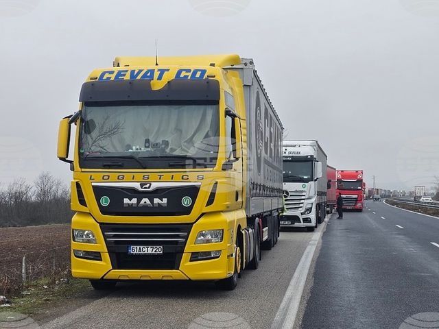 Гранична полиция разби престъпна група за трафик на мигранти