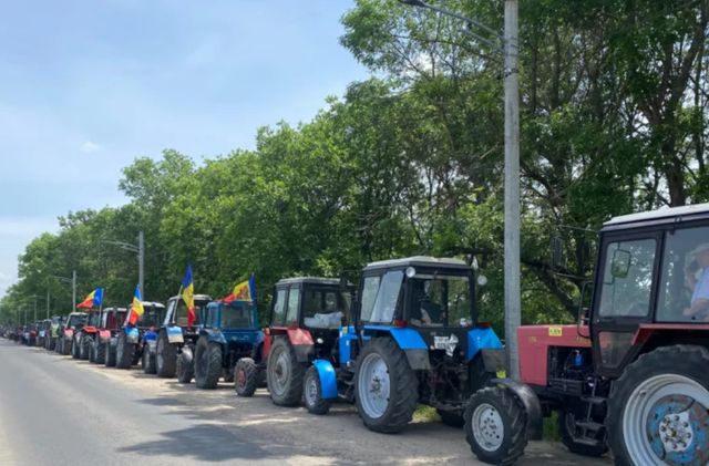 Fermierii amenință cu noi proteste