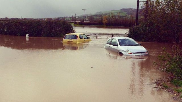 Risc de inundații pe râuri din sudul și vestul țării