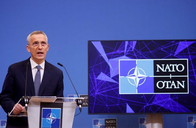 Finlanda va adera marți la NATO, anunță Jens Stoltenberg