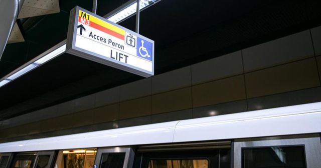 Un călător a căzut în calea de rulare în stația de metrou Eroilor, din Capitală