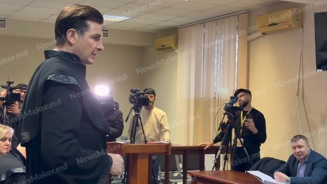 Noi scumpiri la energie? Premier Energy și FEE-Nord cer tarife mai mari la electricitate