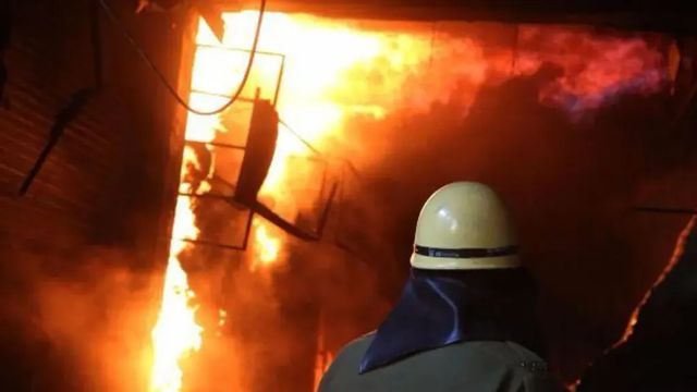 Incendio in una discoteca a Goa, le vittime sono almeno 25