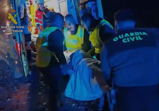 La Guardia Civil despliega en el accidente a los expertos en identificaciones que participaron en la dana