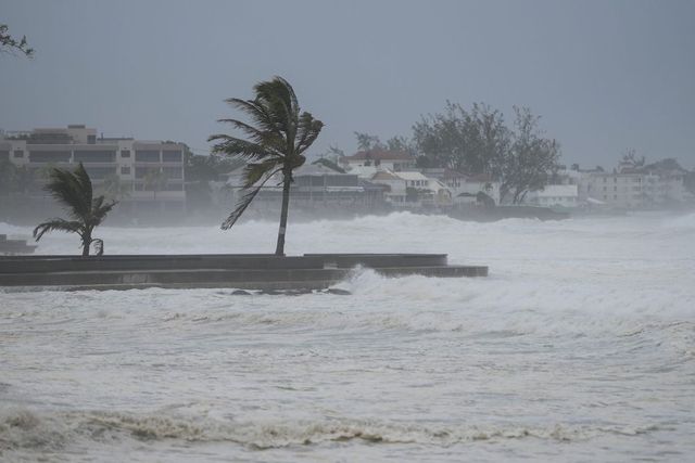 Beryl sale a uragano categoria 5, 'potenzialmente catastrofico'