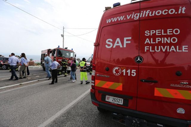 Fuoristrada precipita da sentiero montano a Scanno, un morto