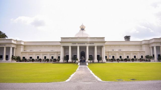IIT Roorkee refutes JEE Advanced data breach allegations, calls social media claims misleading