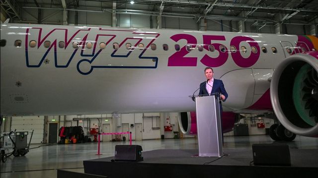 Váradi József szerint a Wizz Air nem fog kifogyni a kerozinból