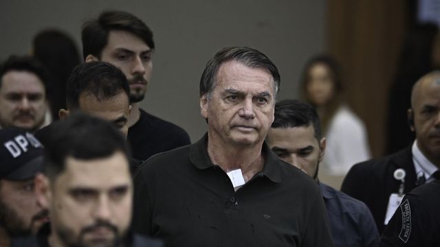 Jair Bolsonaro minden jogorvoslatot kimerített, meg kell kezdenie 27 éves börtönbüntetését