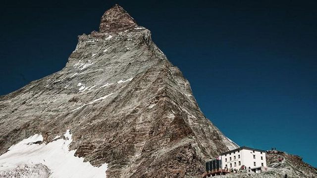 Precipitano sul Cervino, morti due alpinisti