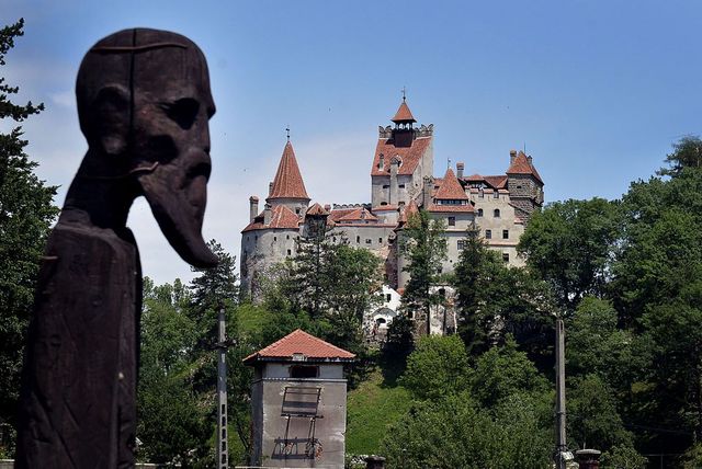Castelul Bran, cumpărat de afaceristul american care administrează moștenirea lui Elvis Presley