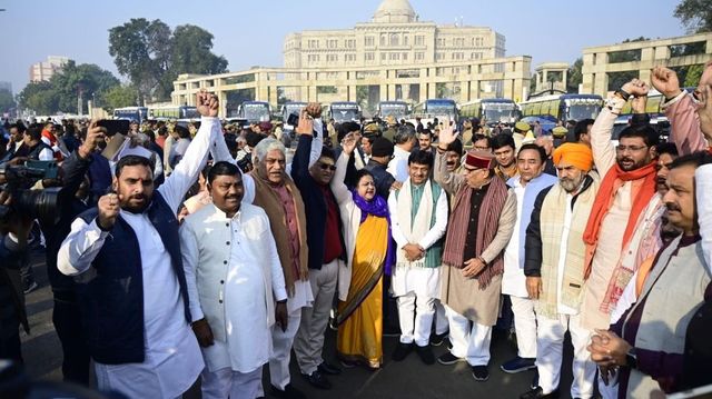 Amitabh Bachchan Shares Magnificent Picture of Ram Lalla From His Second Visit to Ayodhya Ram Temple, Fans Say ‘Jai Shree Ram’