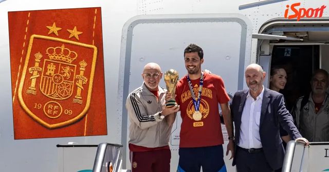 MS ve fotbale ONLINE: Španělé míří do centra Madridu, slavili s králem nebo premiérem