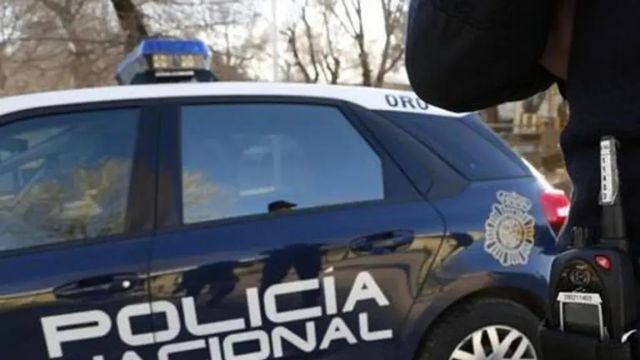 Detenida en Málaga por apuñalar a su marido, también arrestado por maltratarla