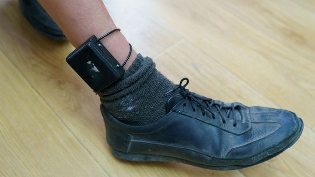 Пуснаха под домашен арест варненския надзирател, обвинен за вземане на подкуп