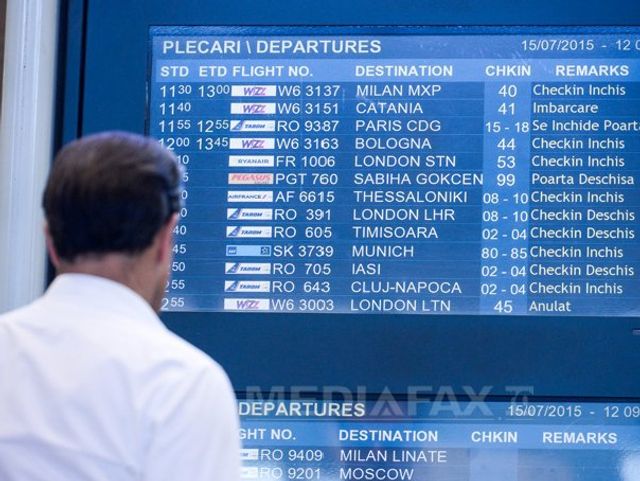 Atenționare de călătorie: Grevă pentru astăzi a controlorilor de trafic aerian în Franța