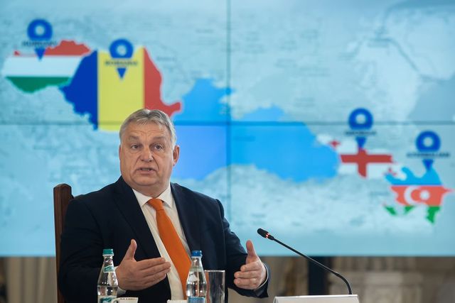 Confruntarea lui Viktor Orban cu Bruxellesul va costa Ungaria un miliard de euro