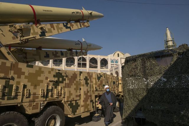 Iranul vrea să furnizeze Rusiei rachete și drone militare