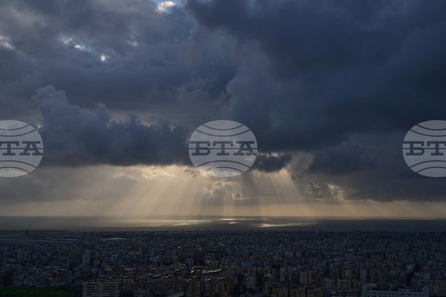 ″Хизбула“ е изстреляла ракета към Израел, съобщи израелската армия, която предупреди жителите на квартали в Бейрут да се евакуират