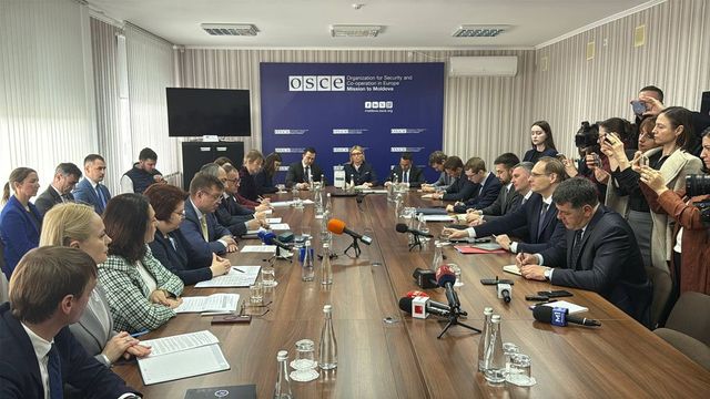 Discuții tensionate la întrevederea 1+1 de la Tiraspol