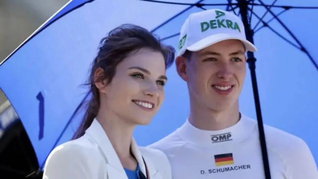 Ralf Schumacher fia eljegyezte Keszthelyi Vivient