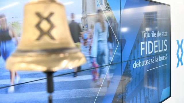 Românii pot investi în titluri de stat Fidelis cu dobânzi de până la 7,50%, de vineri, până pe 15 mai