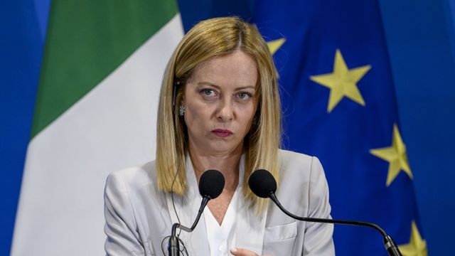 ЕС прие по-строги правила за връщане на мигранти