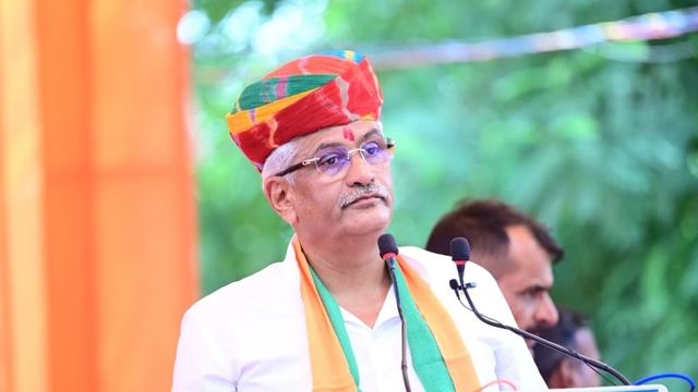 Will Pull Out Their Tongues: Union Minister Gajendra Singh Shekhawat Warns Those Insulting Sanatana Dharma