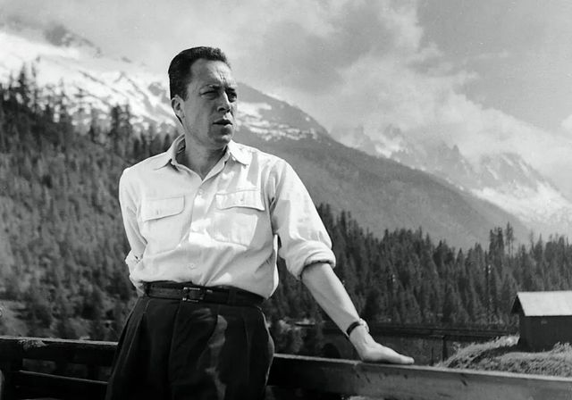 Camus vuelve a Menorca como abanderado de la fraternidad