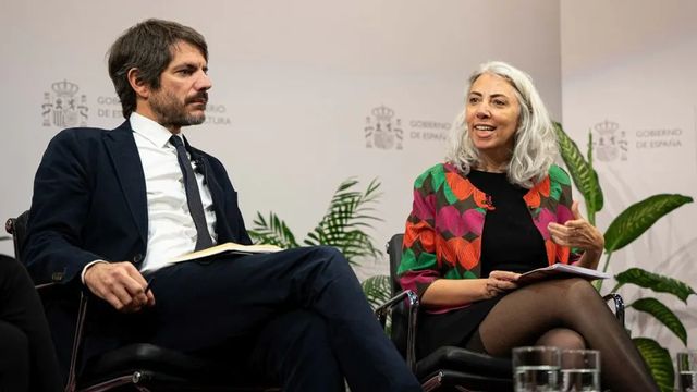 Urtasun pone «las gafas del feminismo» a su ministerio