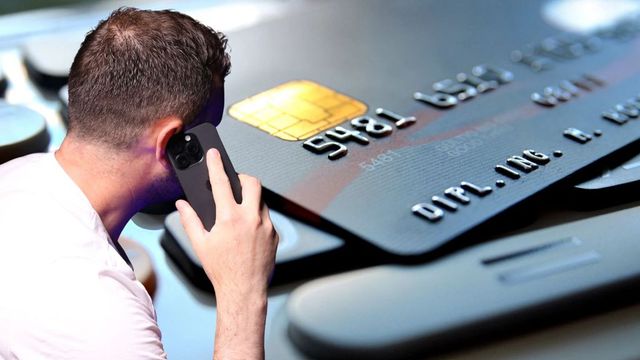 O femeie le-a dat escrocilor 2,4 milioane de lei. Un tânăr, trimis în judecată