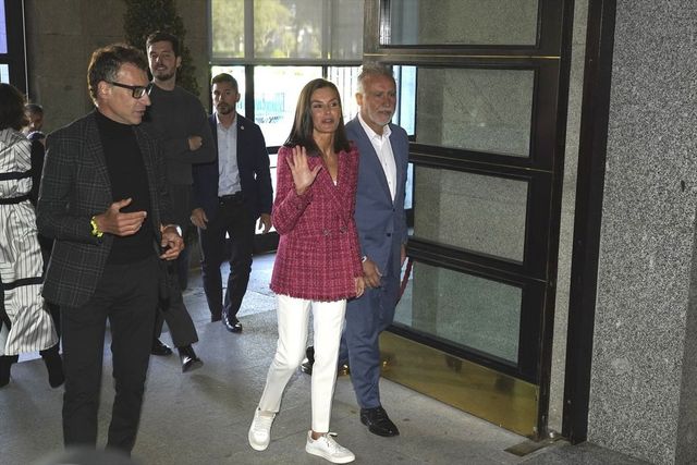 La reina Letizia se fractura un dedo del pie derecho en un accidente doméstico