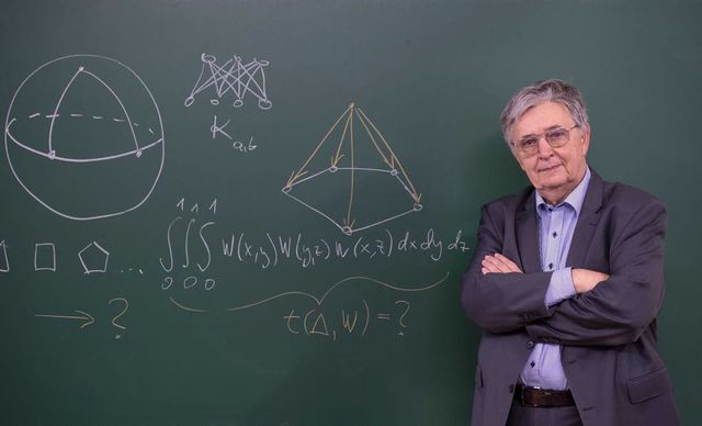 Lemondott Lovász László a HUN-REN kutatóhálózat tudományos tanácsadó testületi tagságáról