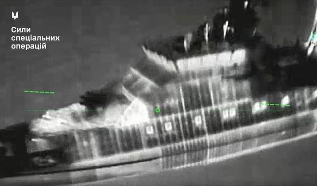 Ucraina spune că a lovit o platformă petrolieră rusă și o navă de patrulare în Marea Caspică