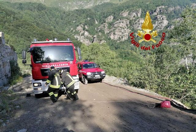 Emilio Pusceddu morto a 56 anni, il titolare di una ditta di trasporti resta schiacciato da un camion a Sardara