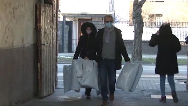 Zeci de oameni au dus plăpumi și pături la Clinica de Oncologie din Timișoara, unde bolnavii îngheață de frig în saloane
