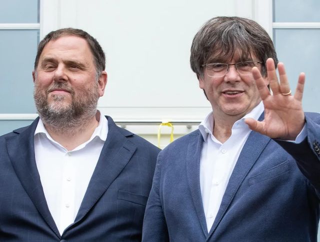 Puigdemont y Junqueras se reúnen este jueves para tratar de rehacer la unidad independentista