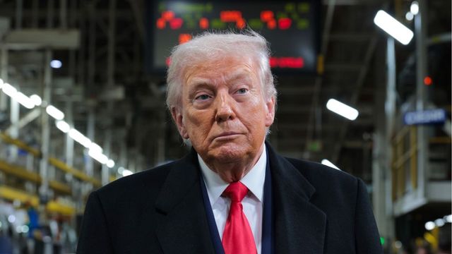 Тръмп увеличи с 25% американските мита върху някои стоки от Южна Корея