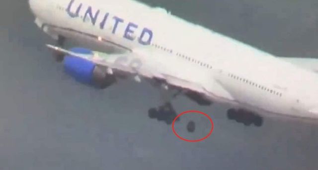 Nuovo incidente per un Boeing, volo United Airlines perde ruota in decollo